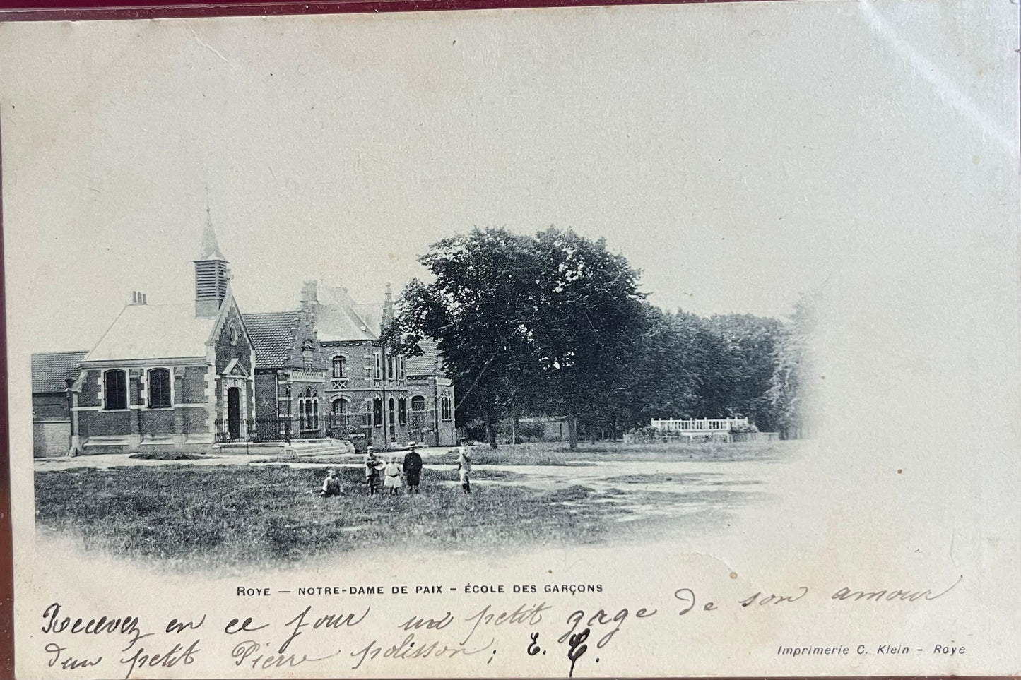 CPA FR80 Roye - Notre-Dame de paix - Ecole des garçons