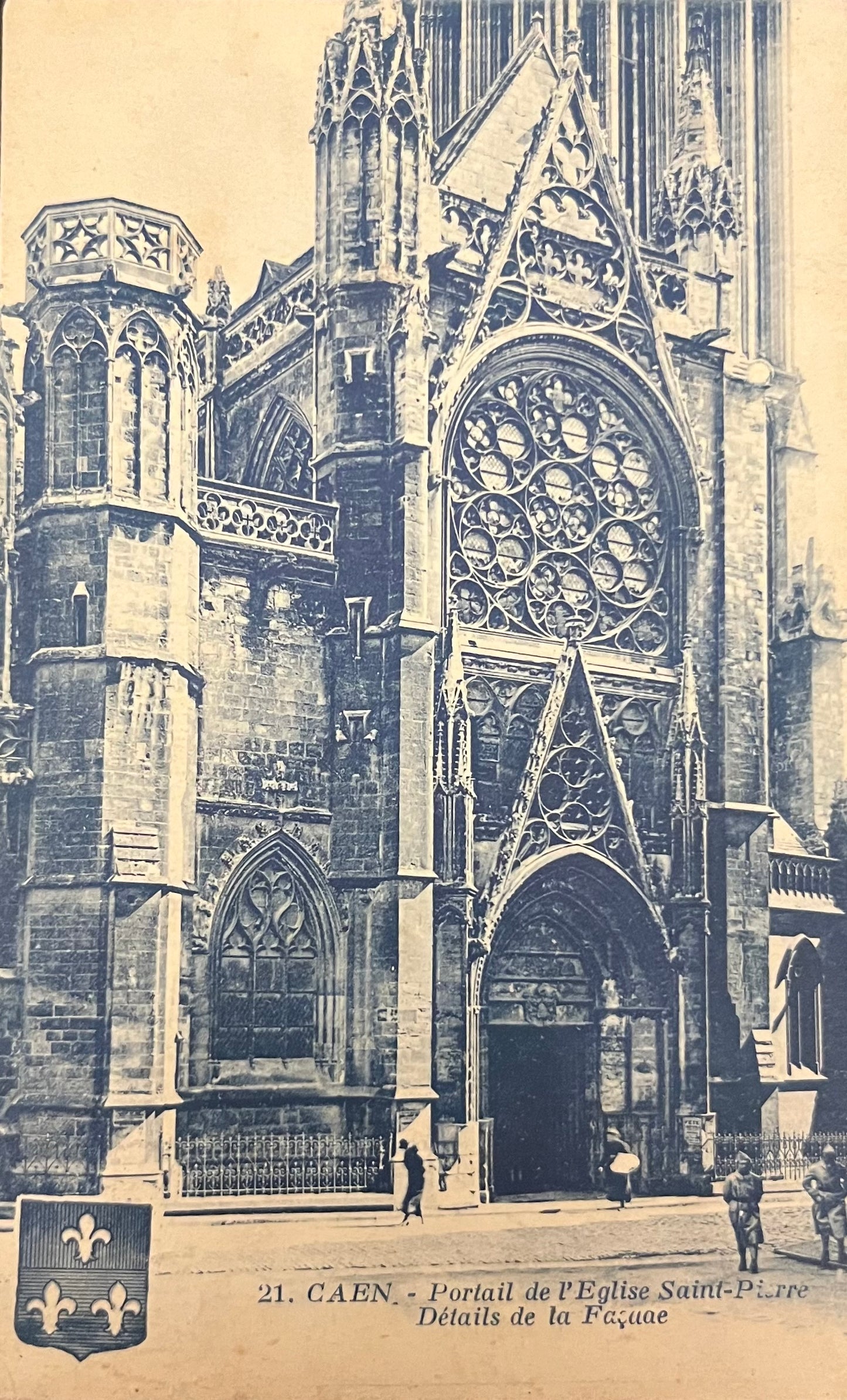 CPA FR14 Caen - Portail de l’Église Saint-Pierre. Détails de la Façade