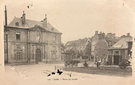 CPA FR14 Caen - Place du Lycée