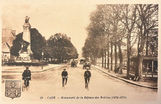 CPA FR14 Caen - Monument de La Défense des Mobiles (1870-1874)