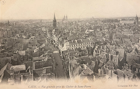 CPA FR14 Caen - Vue générale prise du Clocher de Saint-Pierre.