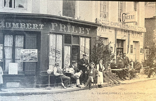 CPA FR14 Falaise-Guivray - Le Café du Théâtre