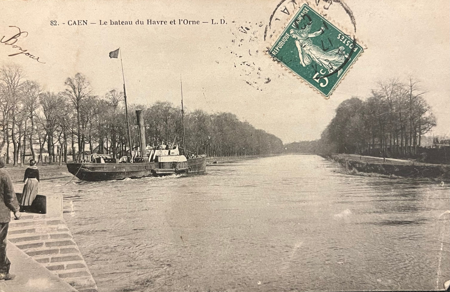 CPA FR14 Caen - Le bateau du Havre et l’Orne - L.D.