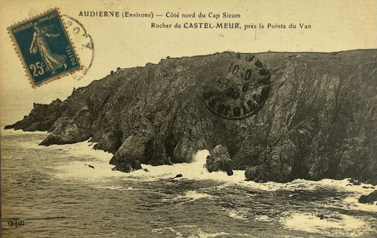 CPA FR29 Audierne (Environs) - Côté nord du Cap Sizum - Rocher de Castel-Meur, près la Pointe du Van