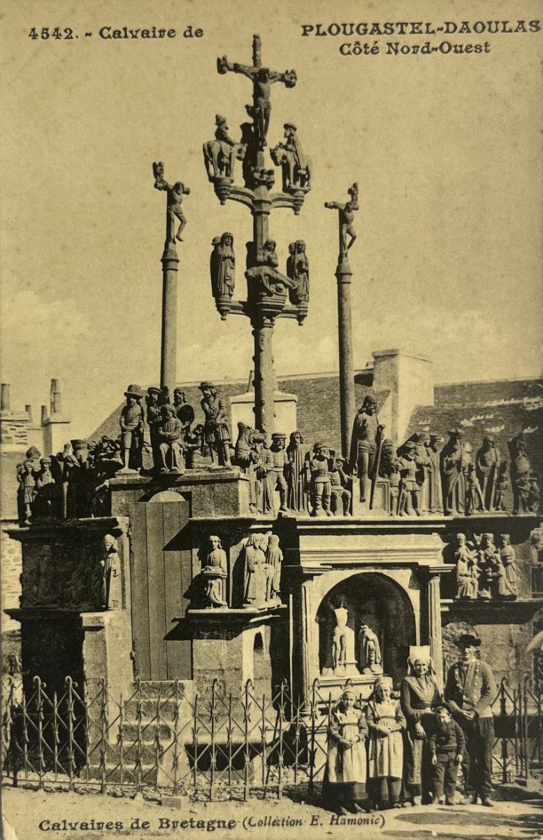 CPA FR29 Calvaire de Plougastel-Daoulas - Côté Nord-Ouest