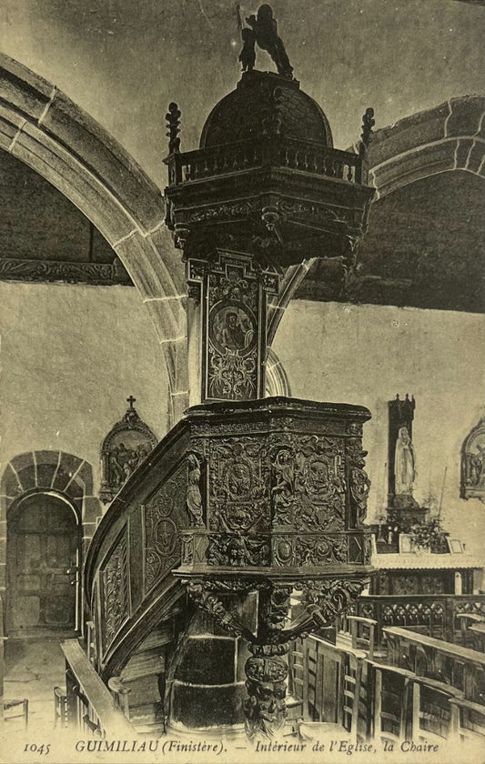 CPA FR29 Guimiliau (Finistère) - Intérieur de l'Eglise, la Chaire