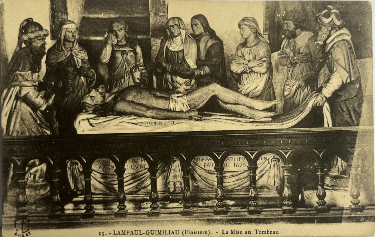 CPA FR29 Lampaul-Guimiliau (Finistère) - La Mise au Tombeau