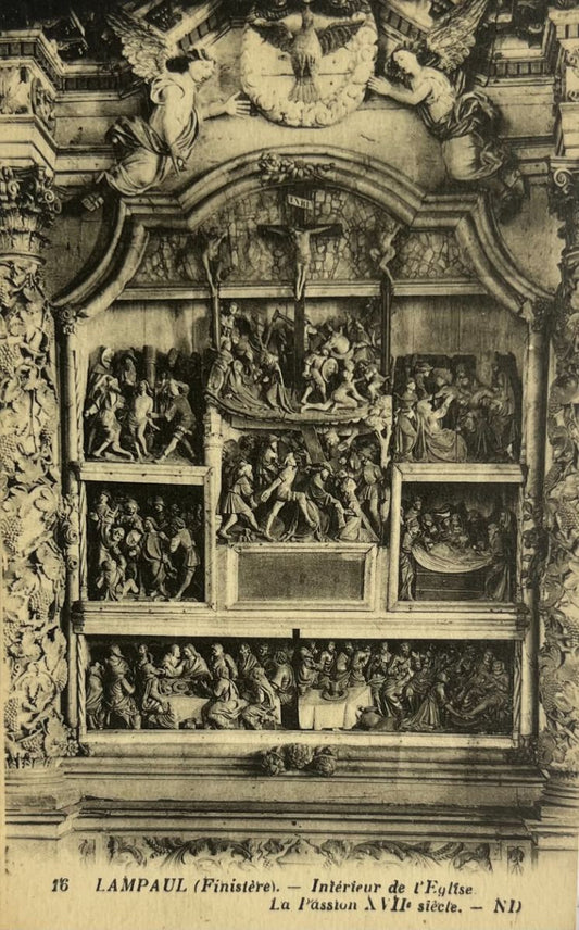 CPA FR29 Lampaul (Finistère) - Intérieur de l'Eglise, La Passion XVIIe siècle