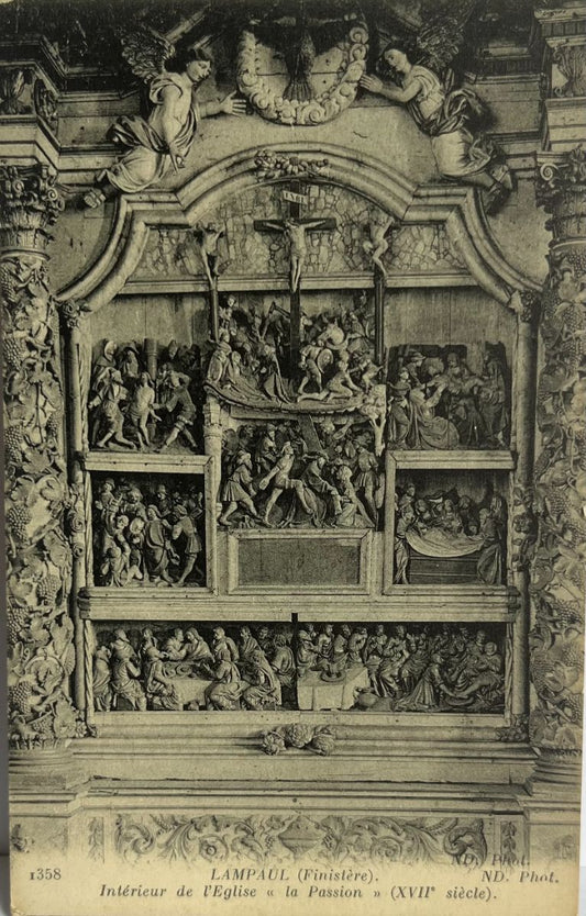 CPA FR29 Lampaul (Finistère) - Intérieur de l'Eglise "la Passion" (XVIIe siècle)