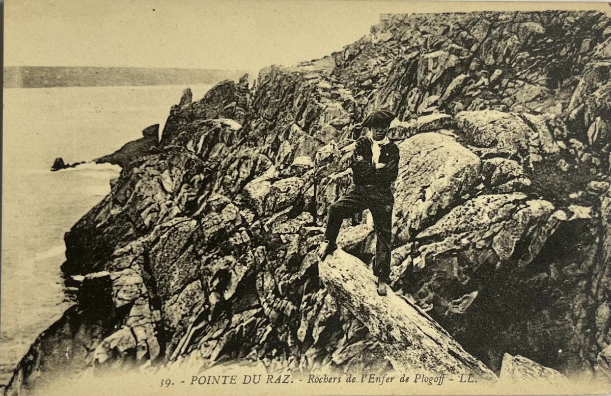 CPA FR29 Pointe-du-Raz - Rochers de l'Enfer de Plogoff - LL