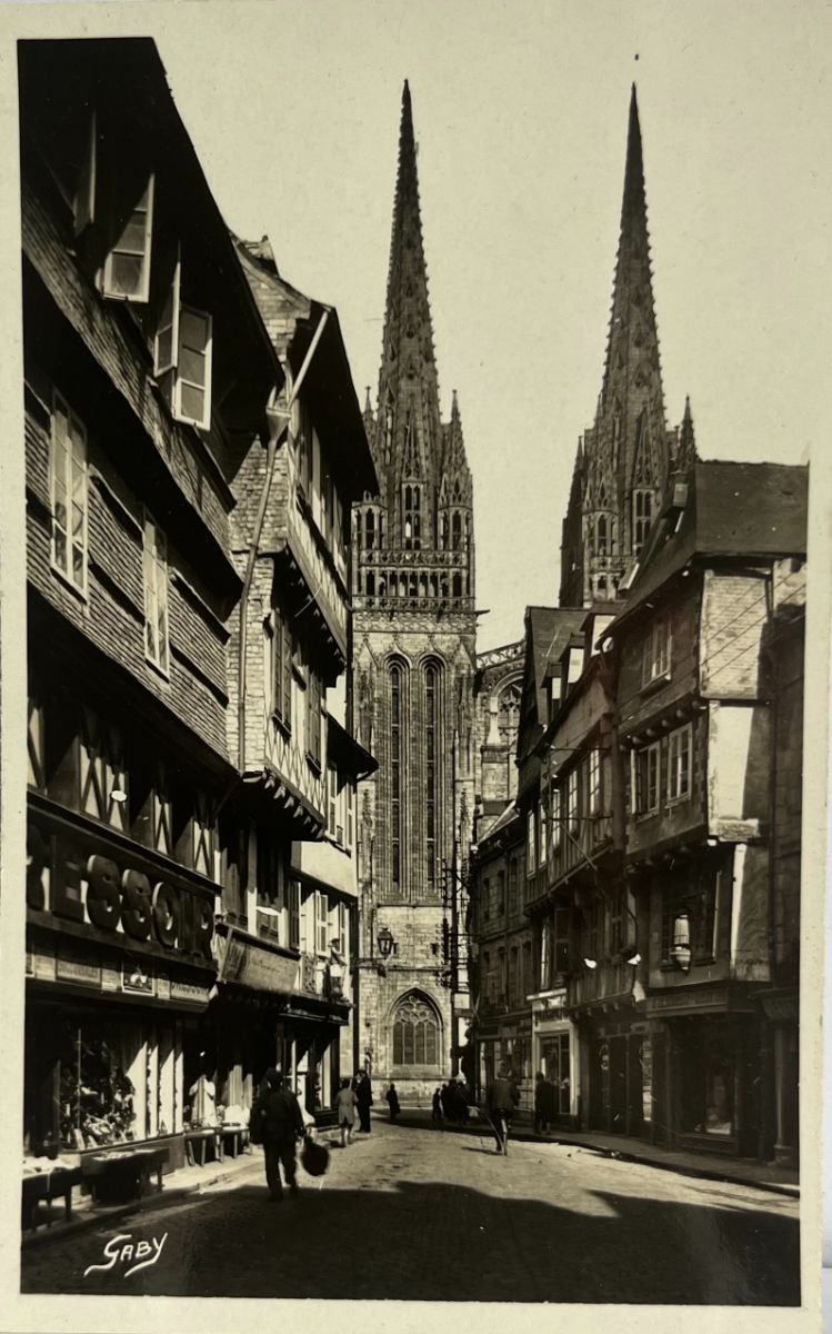 CPA FR29 Quimper - Vieilles maisons de la rue Kéréon