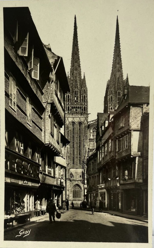 CPA FR29 Quimper - Vieilles maisons de la rue Kéréon