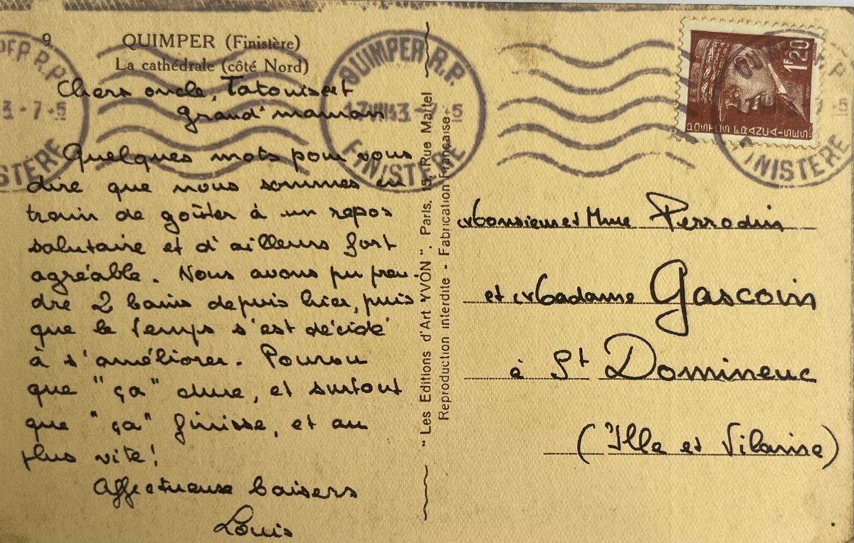 CPA FR29 Quimper (Finistère) - La cathédrale (côté Nord)