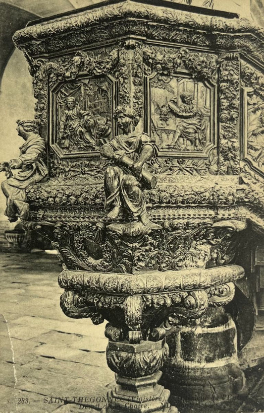CPA FR29 Saint-Thegonnec (Finistère) - Intérieur de l'Eglise, Détail de la Chaire