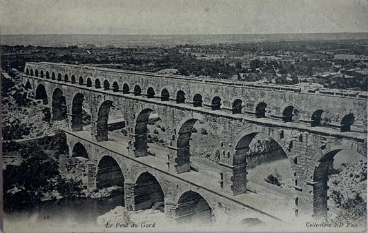 CPA FR30 Le Pont du Gard