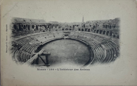 CPA FR30 Nimes - 180 - L'Intérieur des Arènes