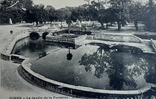 CPA FR30 Nimes - Le Jardin de la Fontaine AR