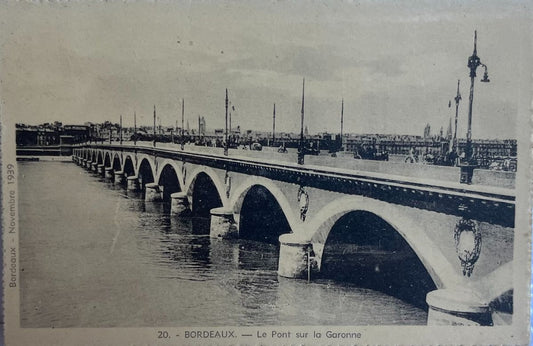 CPA FR33 Bordeaux - Le Pont sur la Garonne - Novembre 1939