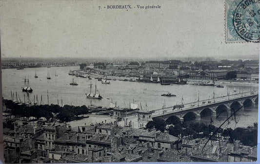 CPA FR33 Bordeaux - Vue générale