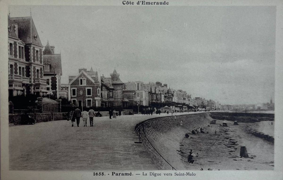 CPA FR35 Paramé - La Digue vers Saint-Malo - Cote d'Emeraude