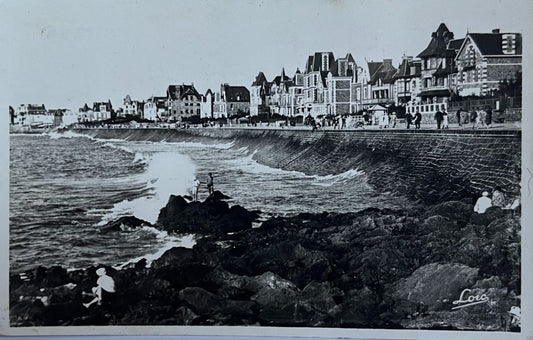 CPA FR35 Paramé - La Plage à mer haute - Cote d'Emeraude