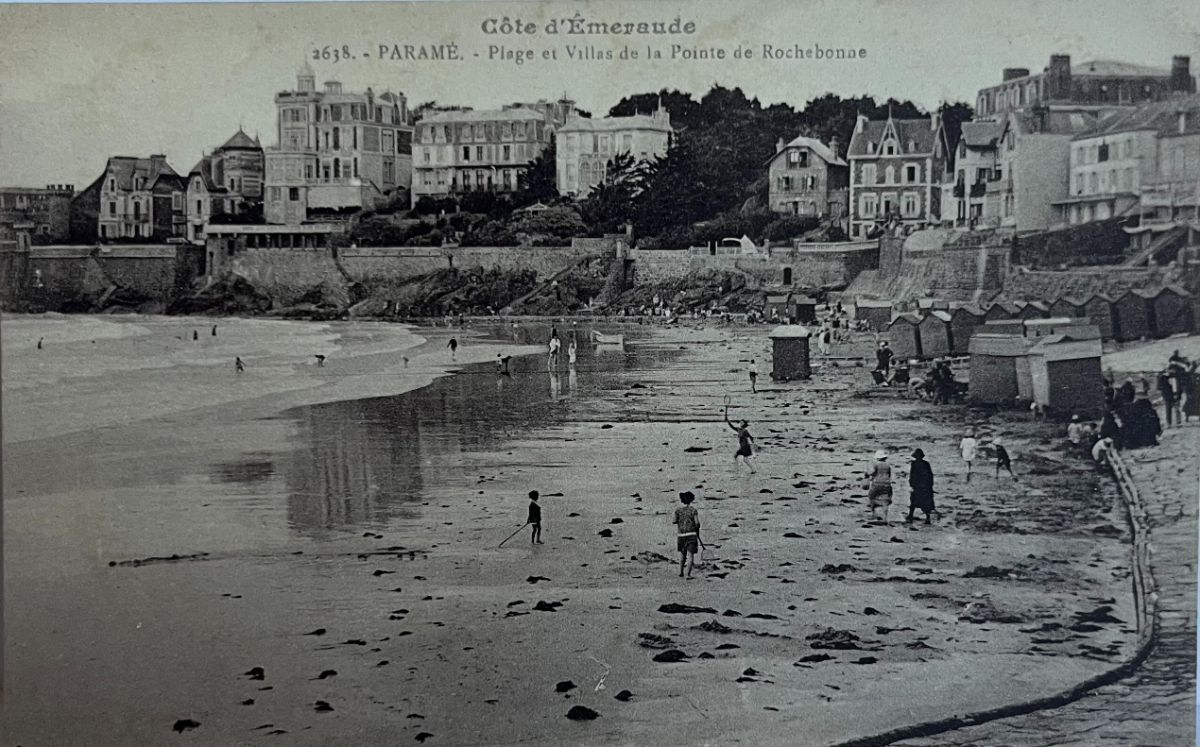 CPA FR35 Paramé - Plage et Villas de la Pointe de Rochebonne - Côte d'Emeraude