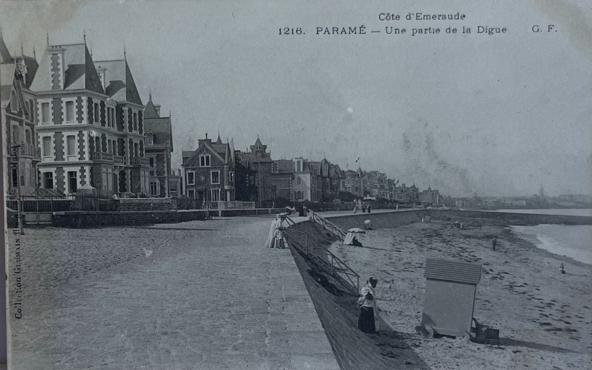 CPA FR35 Paramé - Une partie de la digue GF - Cote d'Emeraude