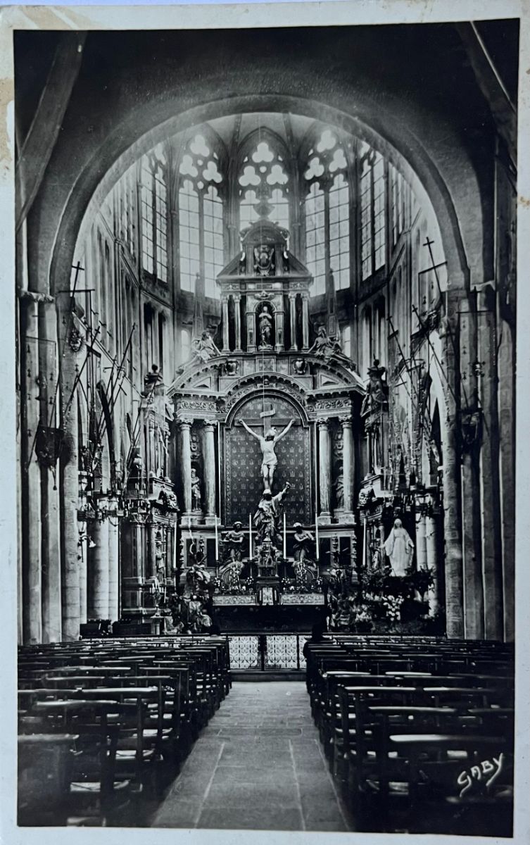 CPA FR35 Redon - Intérieur de l'Eglise Saint-Sauveur
