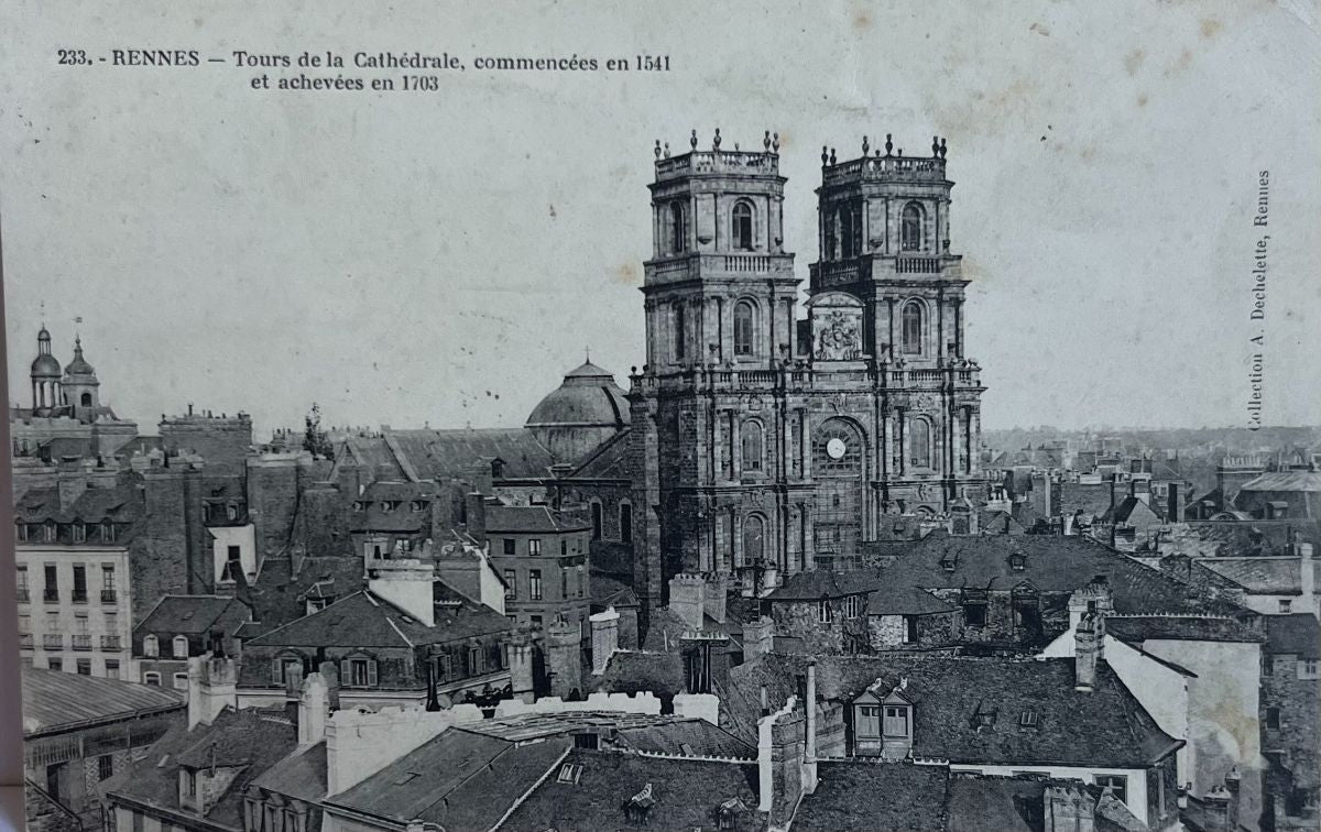 CPA FR35 Rennes - Tour de la Cathédrale, commencée en 1541 et achevées en 1703