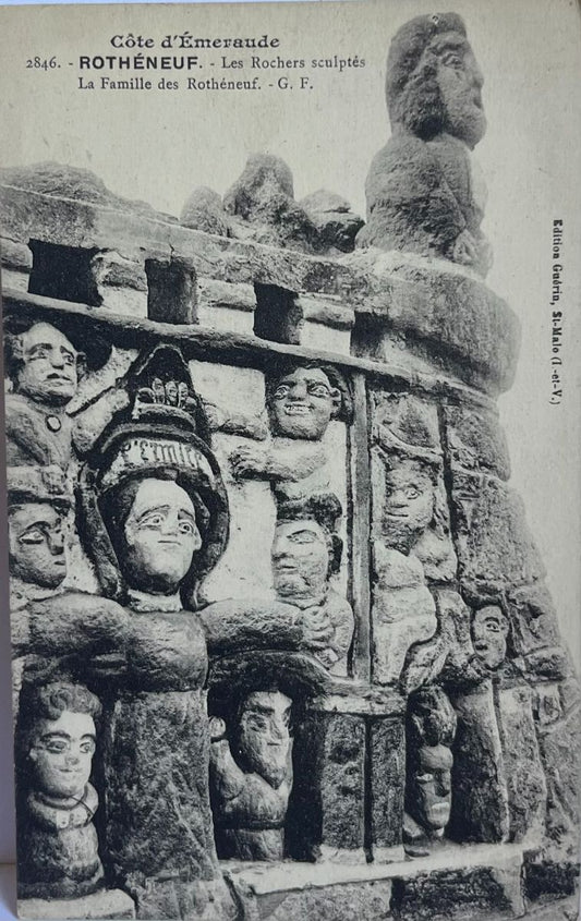 CPA FR35 Rothéneuf - Les Rochers sculptés - La Famille des Rothéneuf GF - Côte d'Emeraude