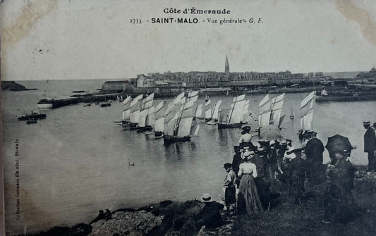 CPA FR35 Saint-Malo - Vue générale GF - Côte d'Emeraude