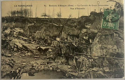 CPA FR61 Environs d'Alençon (Orne) - La Carrière de Granit Beauvoisine - Vue d'ensemble recto