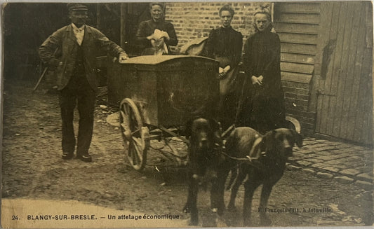 CPA FR76 Blangy-sur-Bresle - Un attelage économique recto