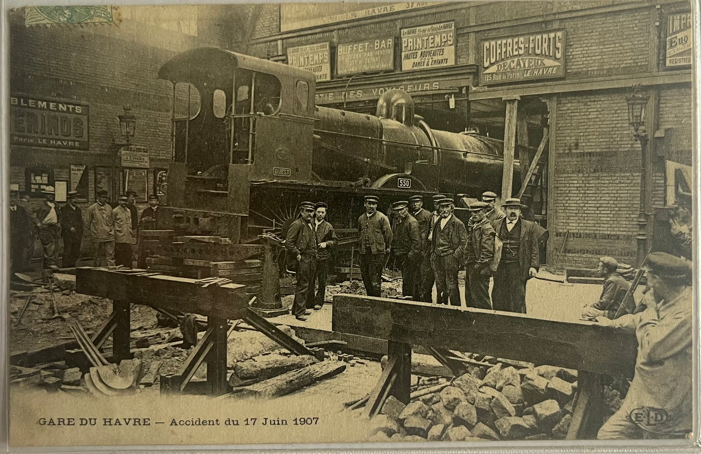CPA FR76 Gare du Havre - Accident du 17 juin 1907 recto