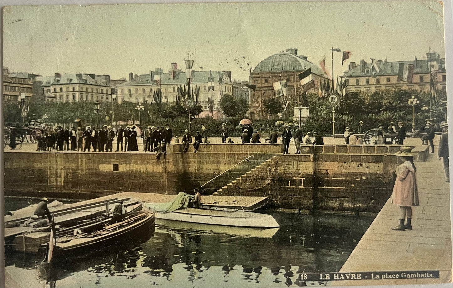 CPA FR76 Le Havre - La place Gambetta recto