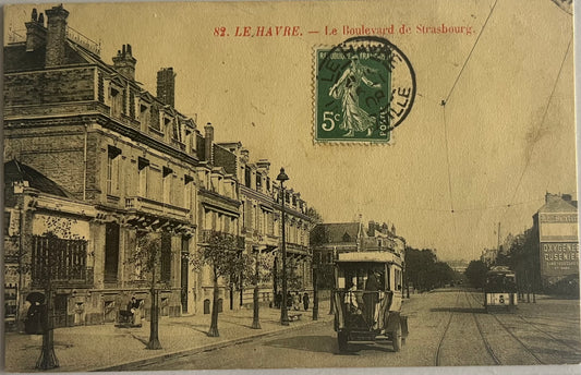 CPA FR76 Le Havre - Le Boulevard de Strasbourg recto