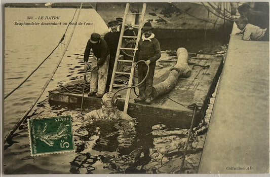 CPA FR76 Le Havre - Scaphandrier descendant au fond de l'eau recto