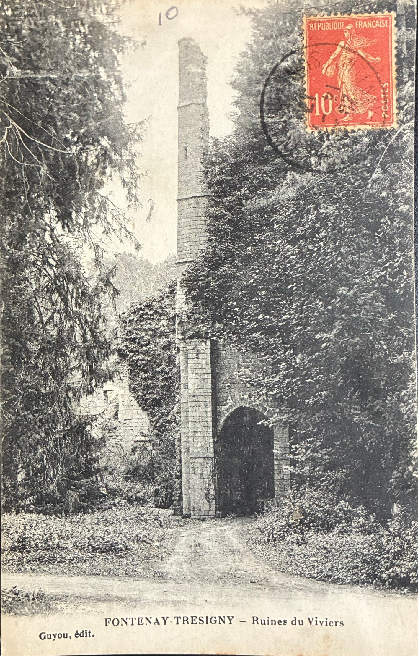 CPA FR77 Fontenay-Tresigny - Ruines du Viviers