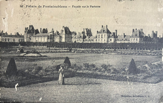 CPA FR77 Palais de Fontainebleau - Façade sur le Parterre