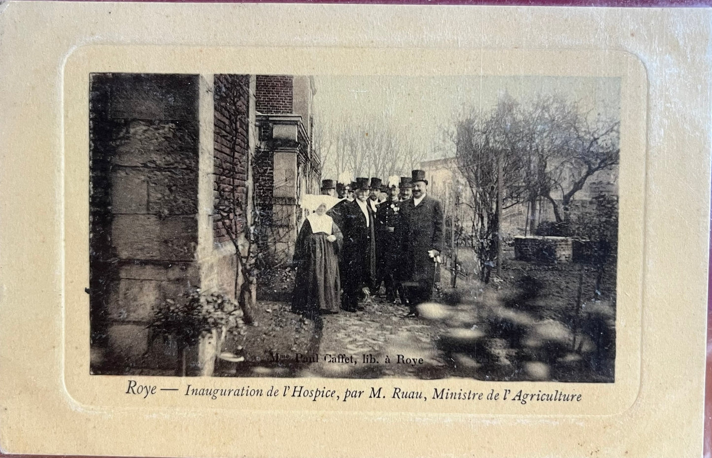CPA FR80 Roye - Inauguration de l'Hospice