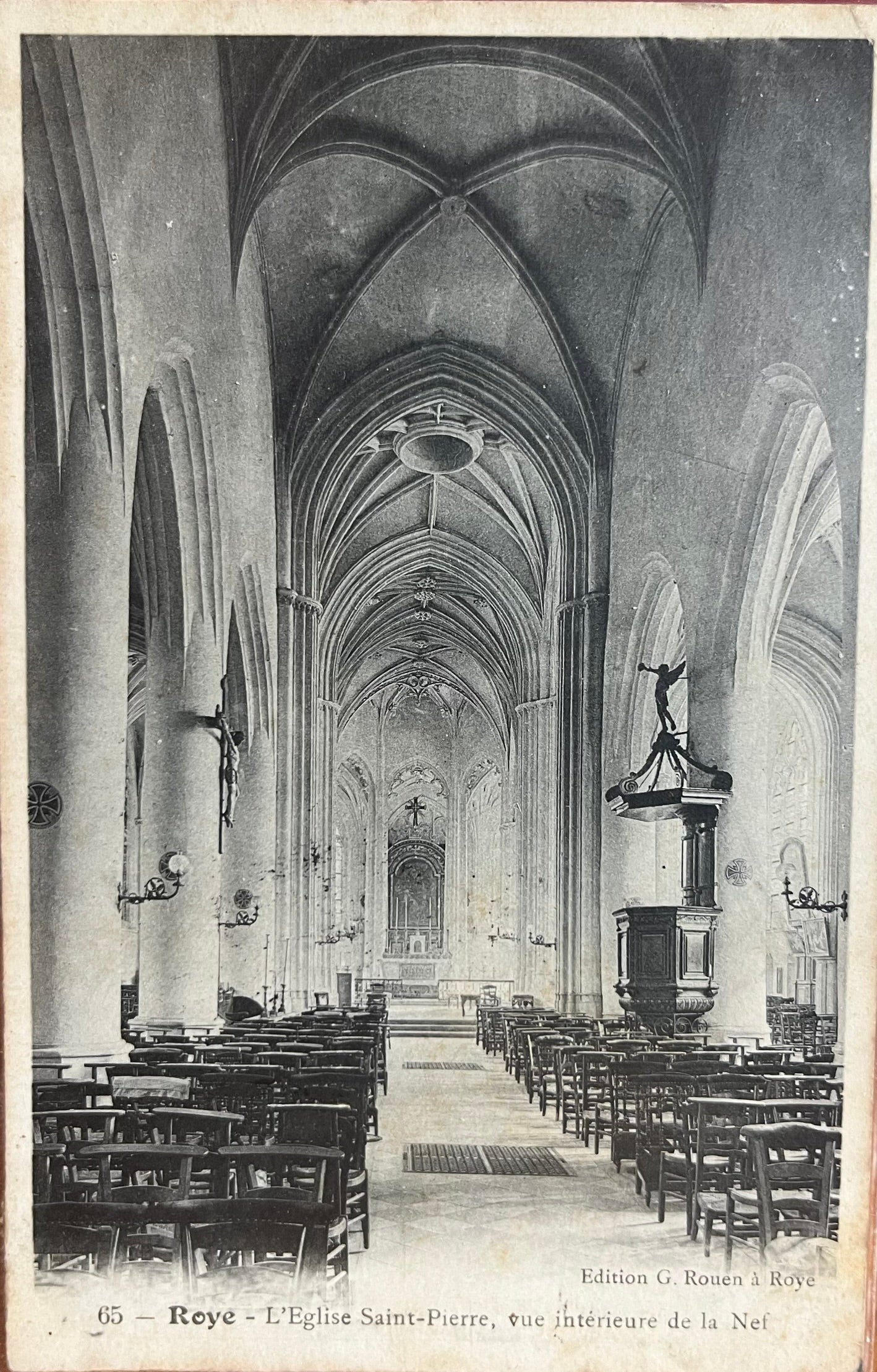 CPA FR80 Roye - L'Eglise Saint-Pierre, vue intérieur de la Nef