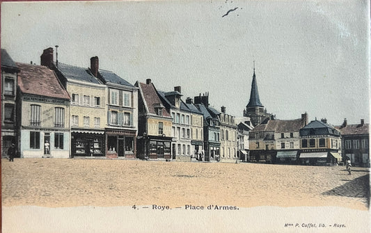 CPA FR80 Roye - Place d'Armes