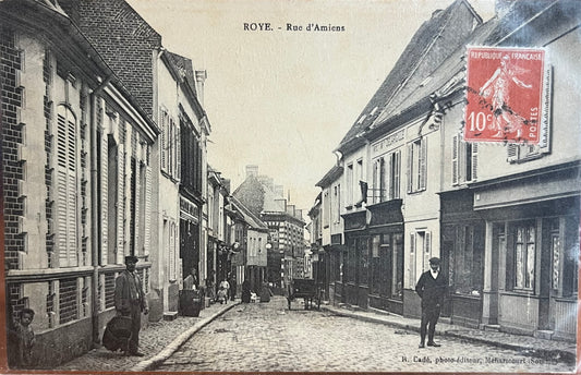 CPA FR80 Roye - Rue d'Amiens