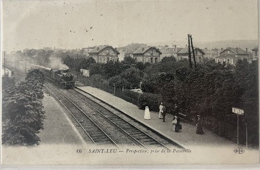 CPA FR95 Saint-Leu - Perspective, prise de la passerelle