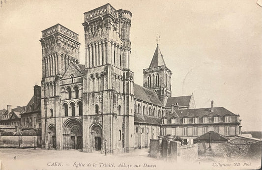 CPA FR14 Caen - Église de la Trinité, Abbaye aux Dames