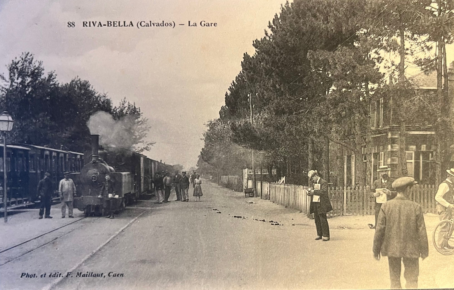 CPA FR14 Riva-Bella (Calvados) - La Gare