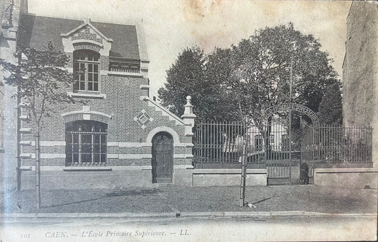 CPA FR14 Caen - L'Ecole Primaire Supérieur