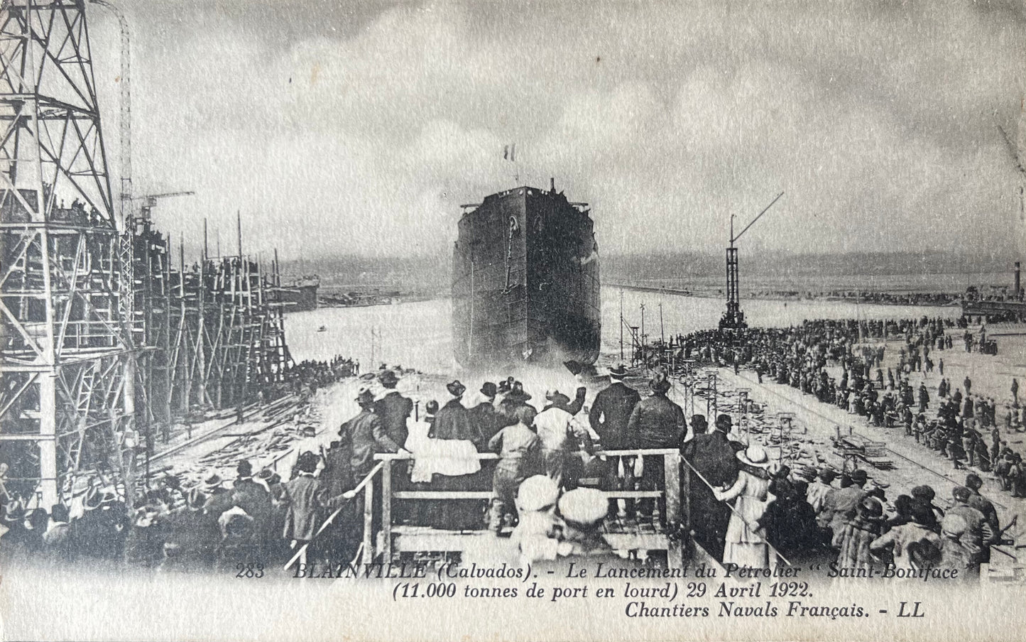 CPA FR14 Blainville (Calvados) - Le Lancement du Pétrolier "Saint-Boniface" - 29 Avril 1922