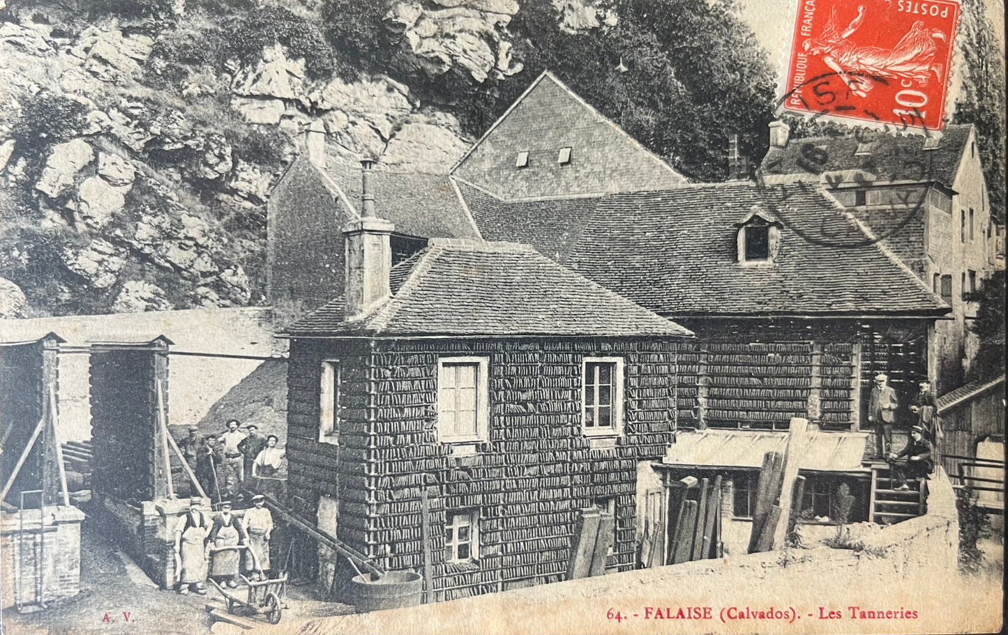 CPA FR14 Falaise (Calvados) - Les Tanneries